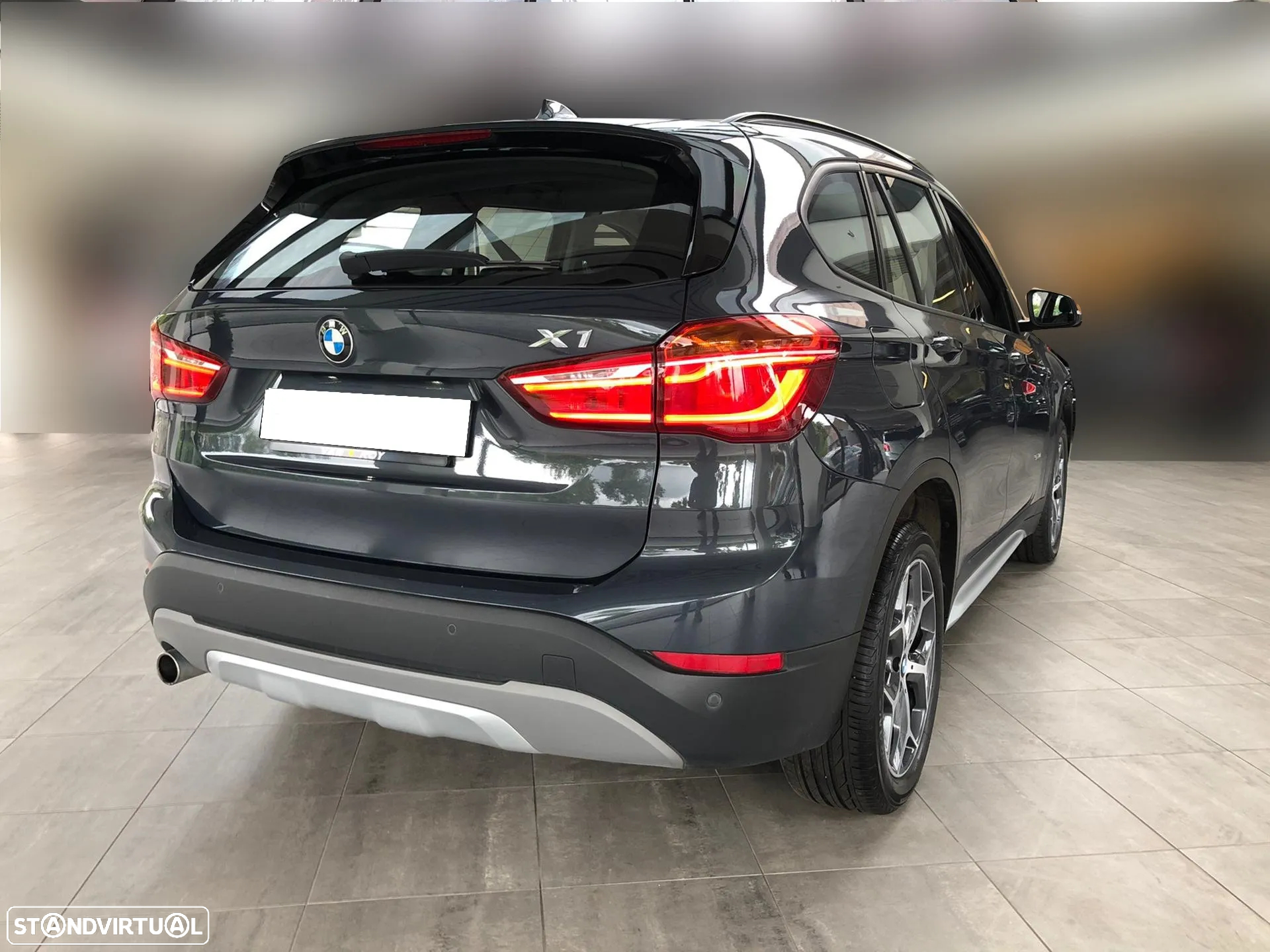 BMW X1 16 d sDrive xLine - 4