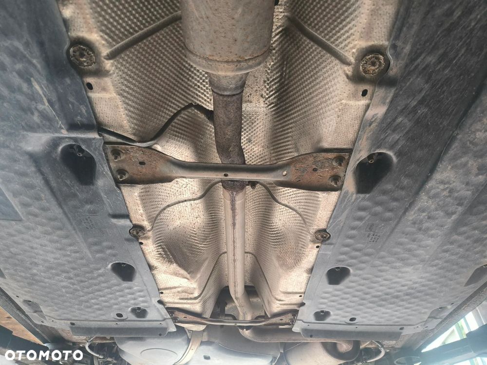 Skoda Octavia 1.6 Combi Ambiente - 35