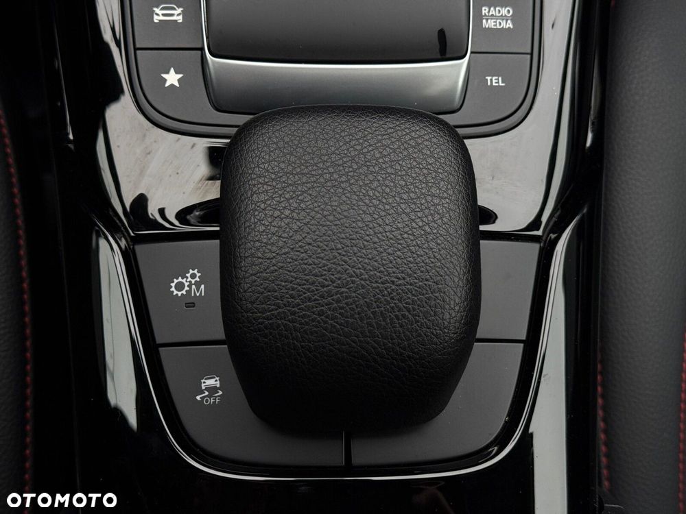 Mercedes-Benz Klasa A 35 AMG 4-Matic 7G-DCT - 23