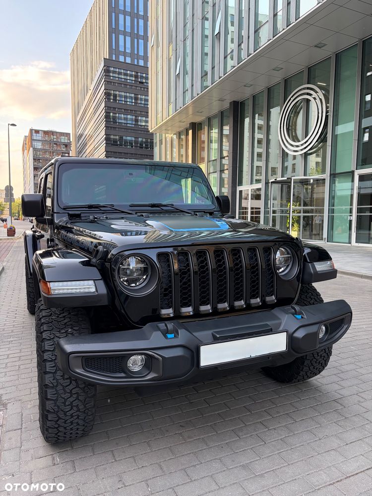 Jeep Wrangler - 1