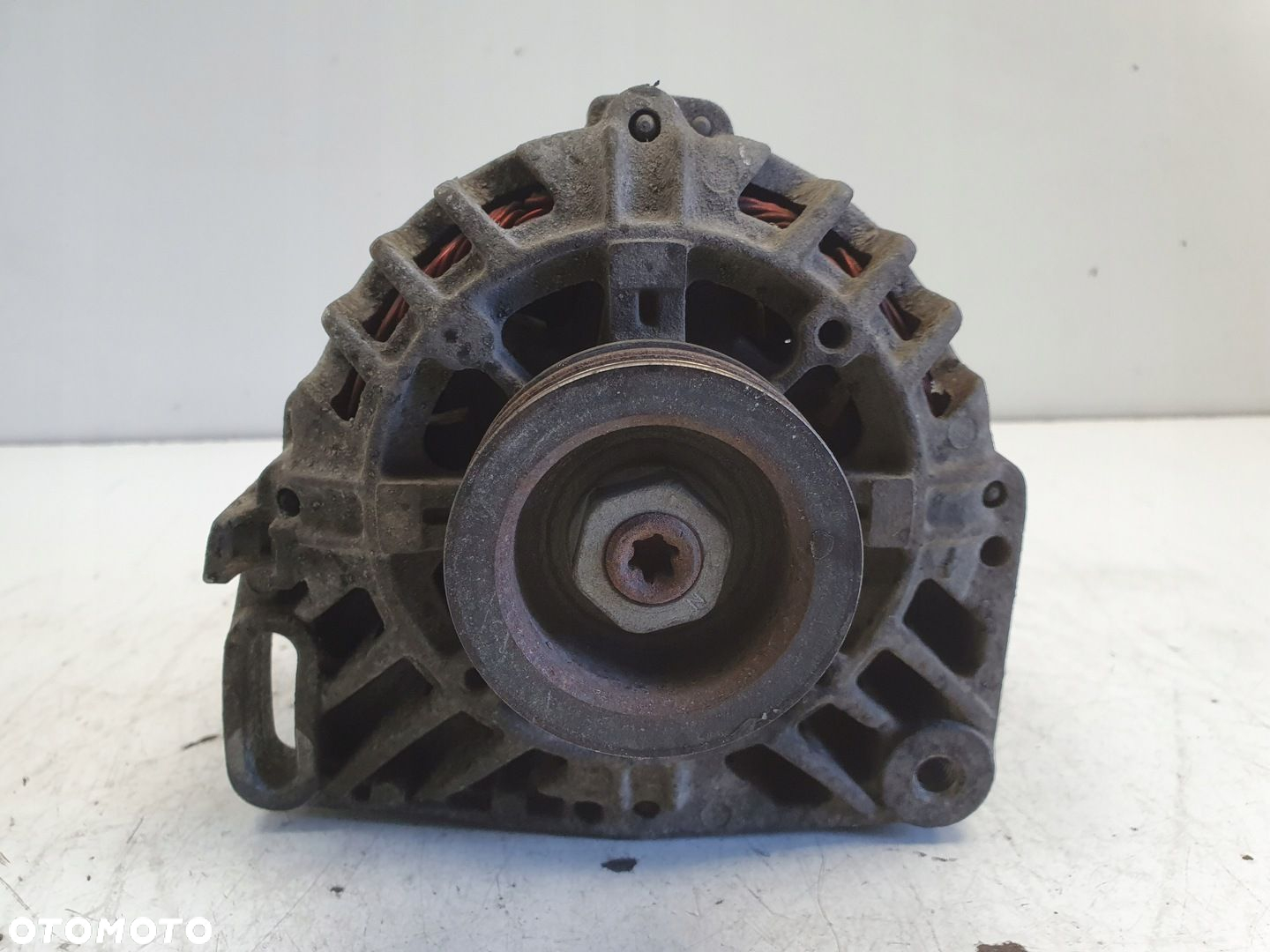 Renault Clio II 1.2 16V ALTERNATOR 7700437090 valeo 95A - 3