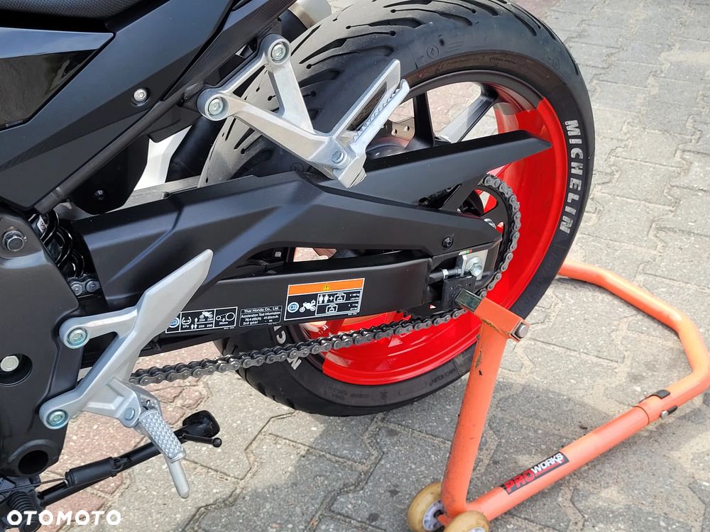 Honda CB - 22
