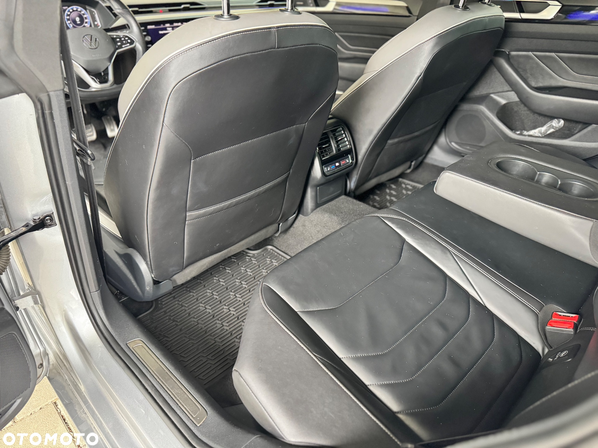 Volkswagen Arteon 2.0 TSI OPF 4Motion DSG R-Line - 30