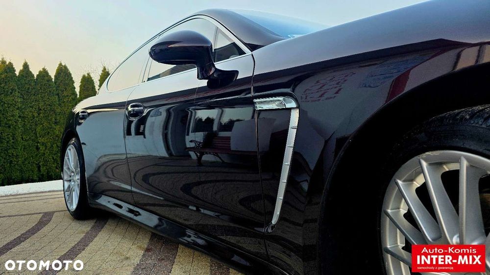 Porsche Panamera - 18