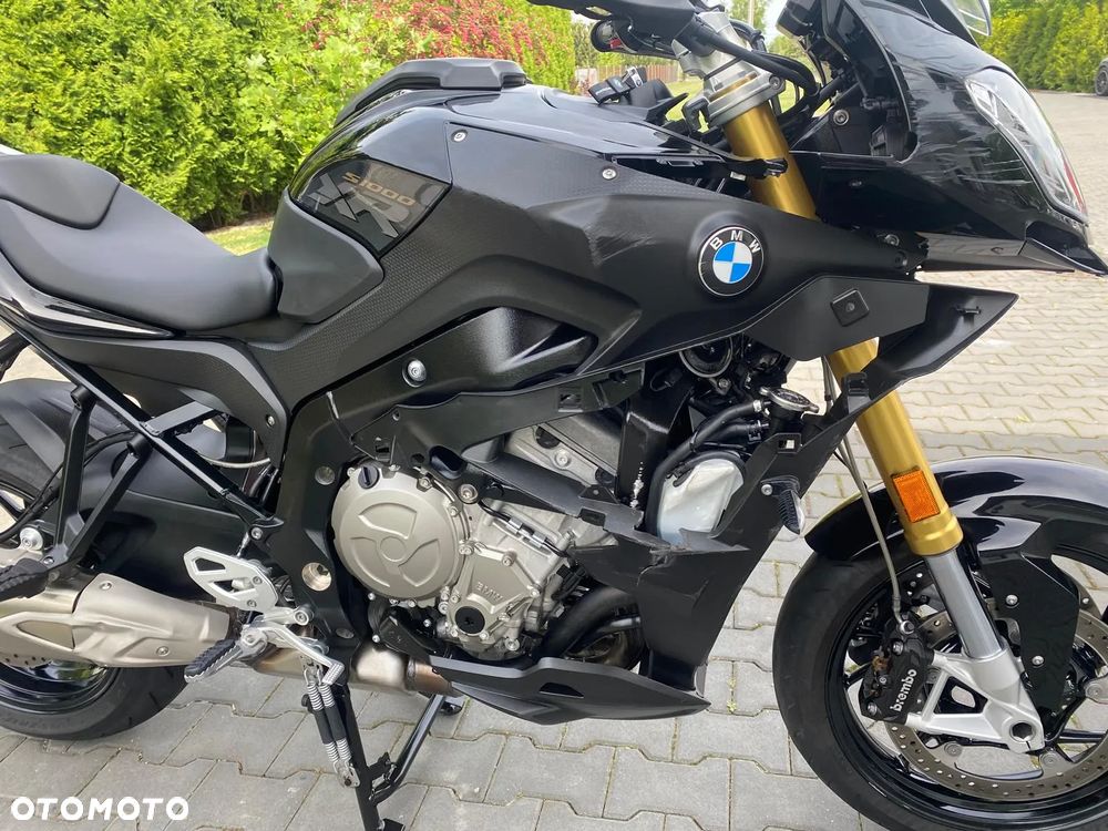 BMW XR - 10