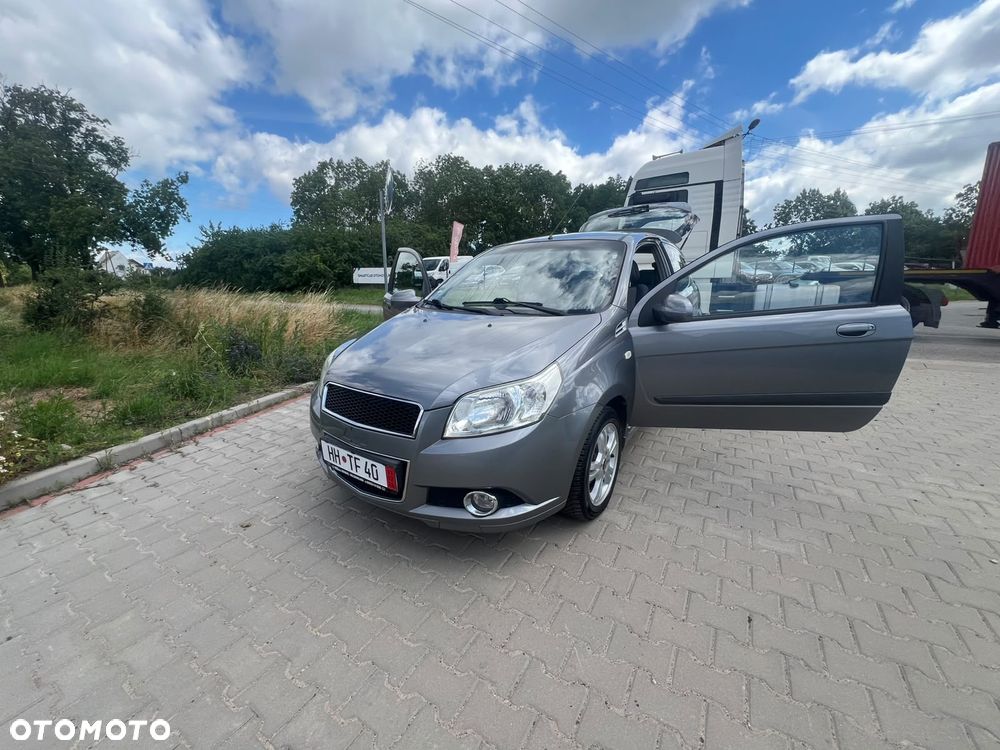 Chevrolet Aveo - 22
