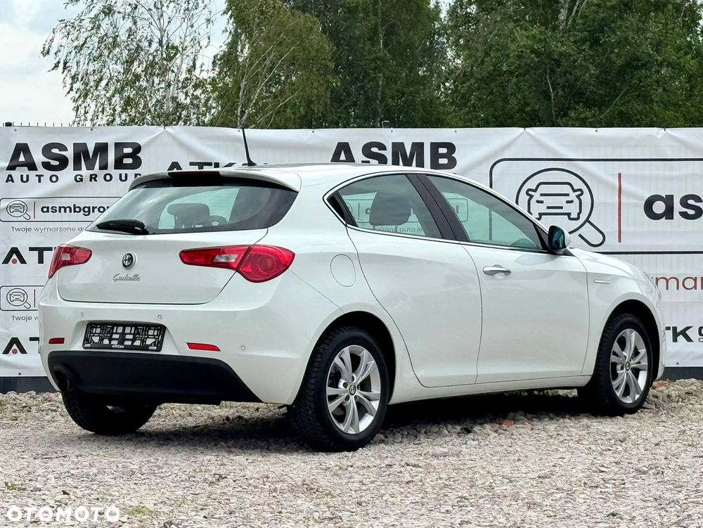 Alfa Romeo Giulietta - 7
