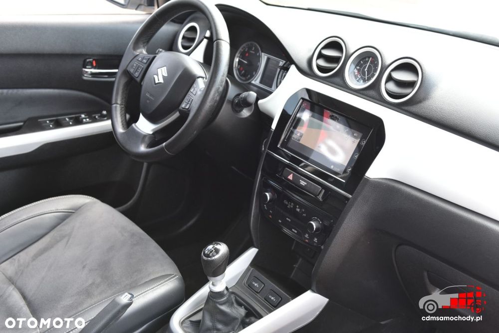 Suzuki Vitara - 24