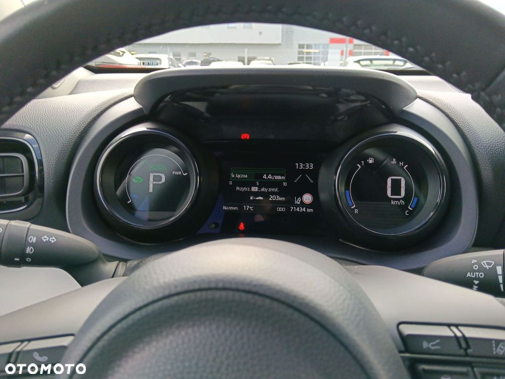 Toyota Yaris - 14