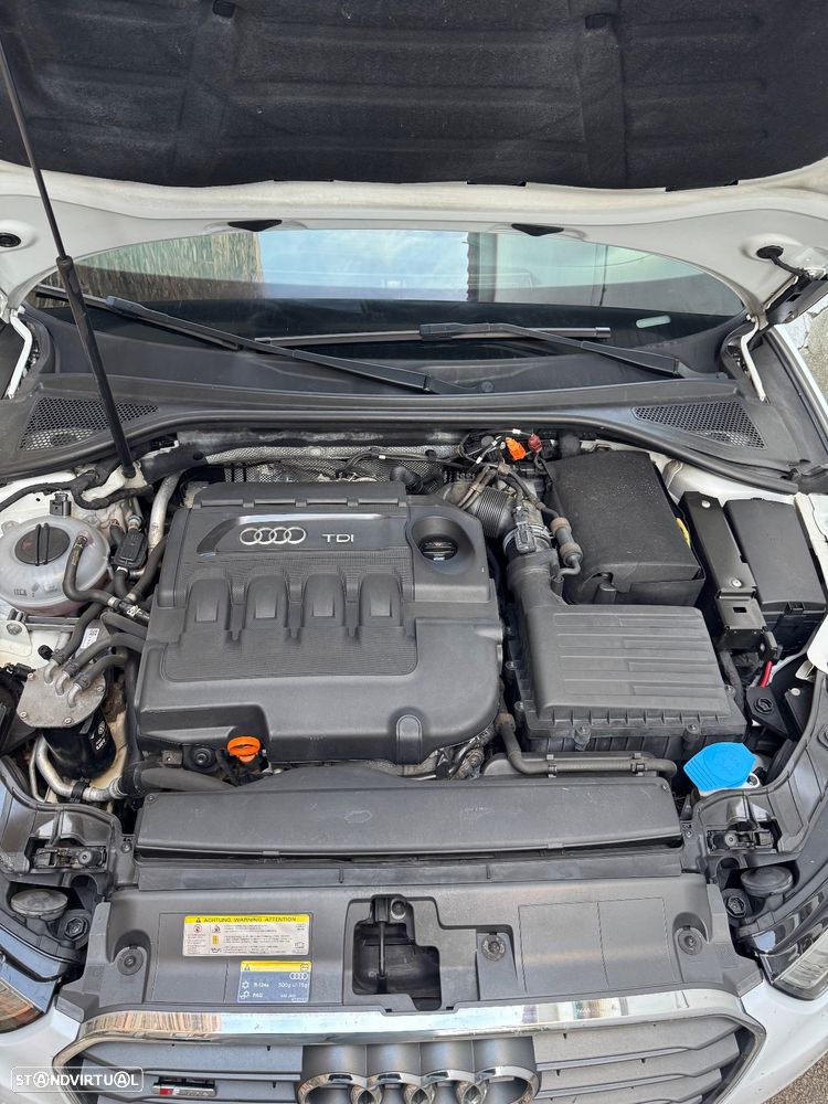 Audi A3 1.6 TDI S-line - 18