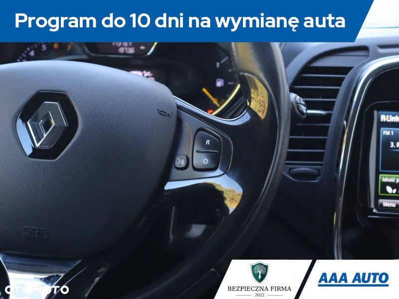Renault Captur - 19