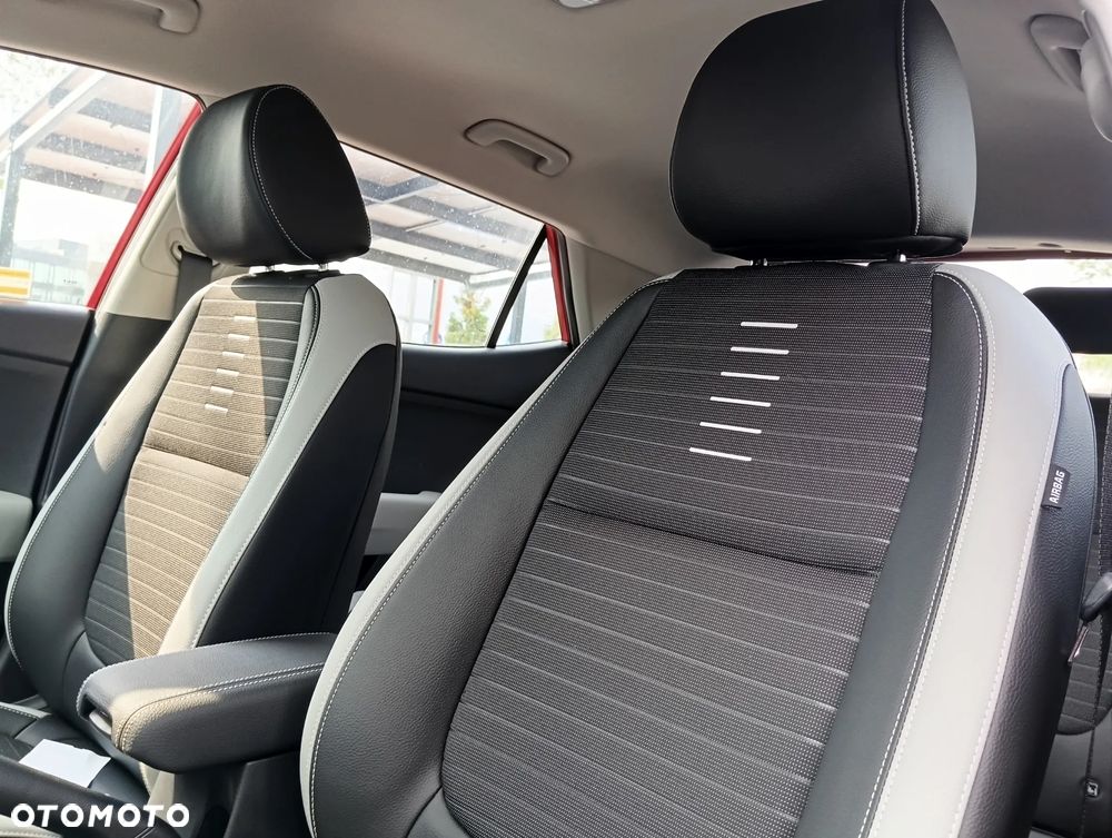 Kia Stonic 1.2 L - 7