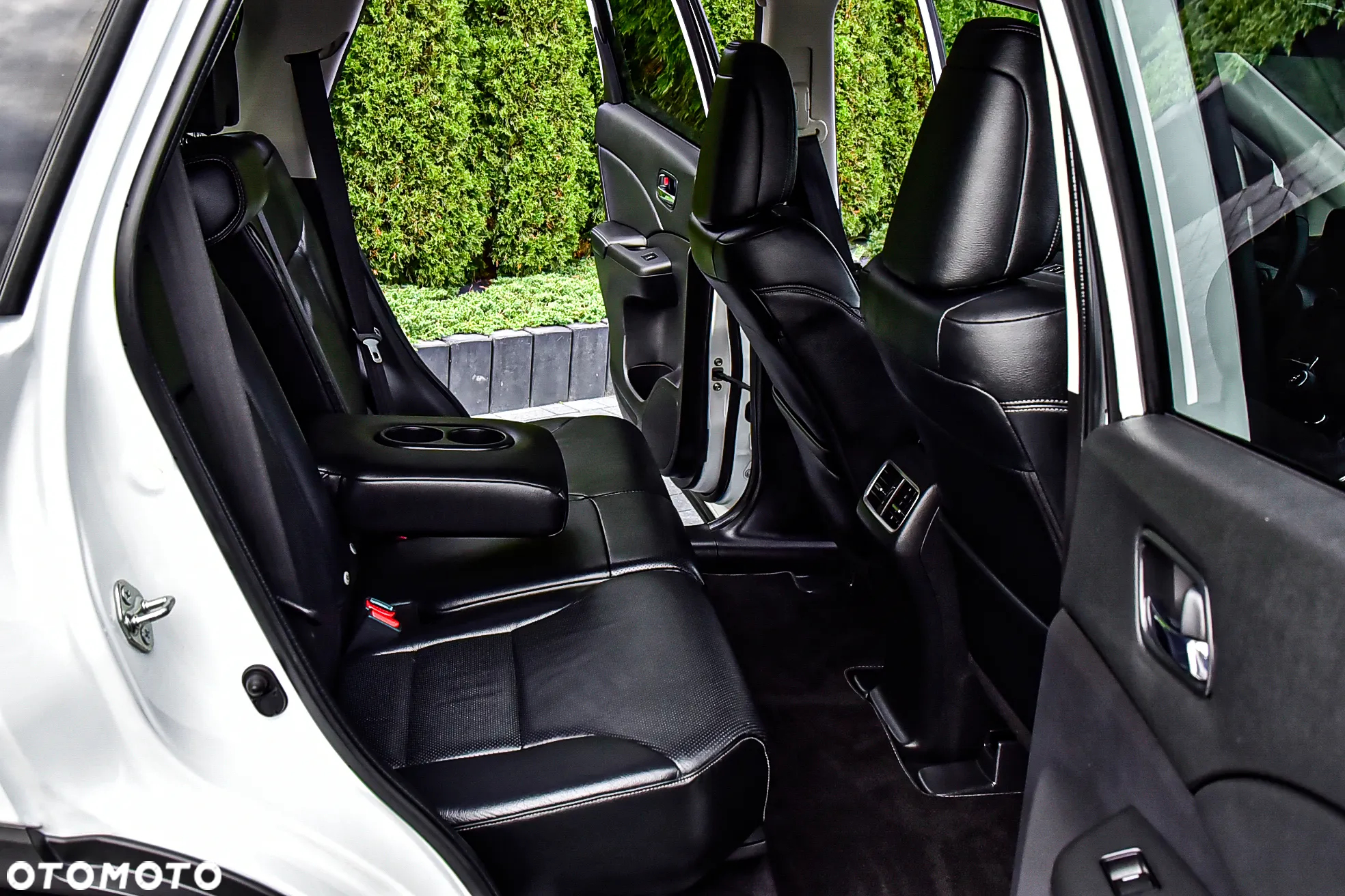 Honda CR-V 2.0i-VTEC 4WD Executive - 18