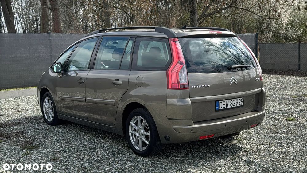Citroën C4 Grand Picasso 1.8 16V Advance - 6