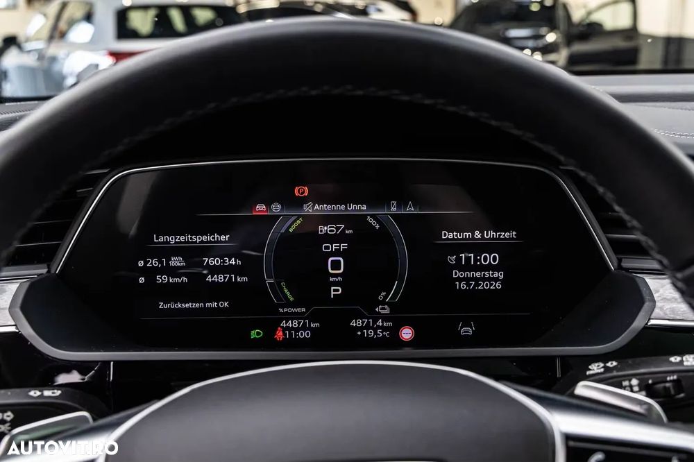 Audi Q8 e-tron - 8