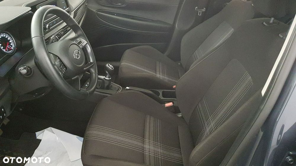 Hyundai Bayon - 21