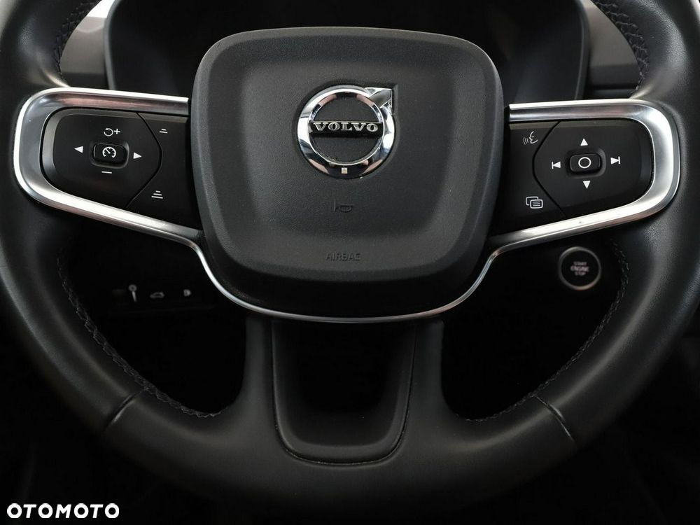 Volvo XC 40 T4 Recharge DKG Ultimate Bright - 22