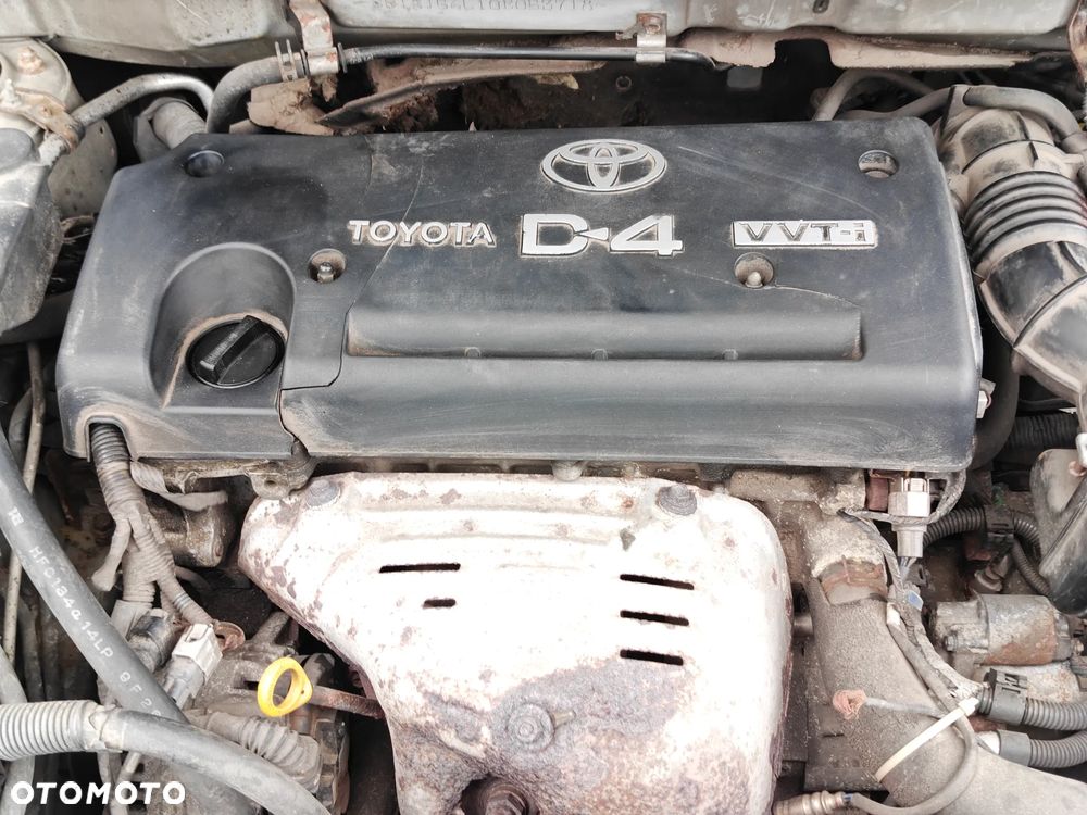 Toyota Avensis 2.0 VVT-i Travel - 25