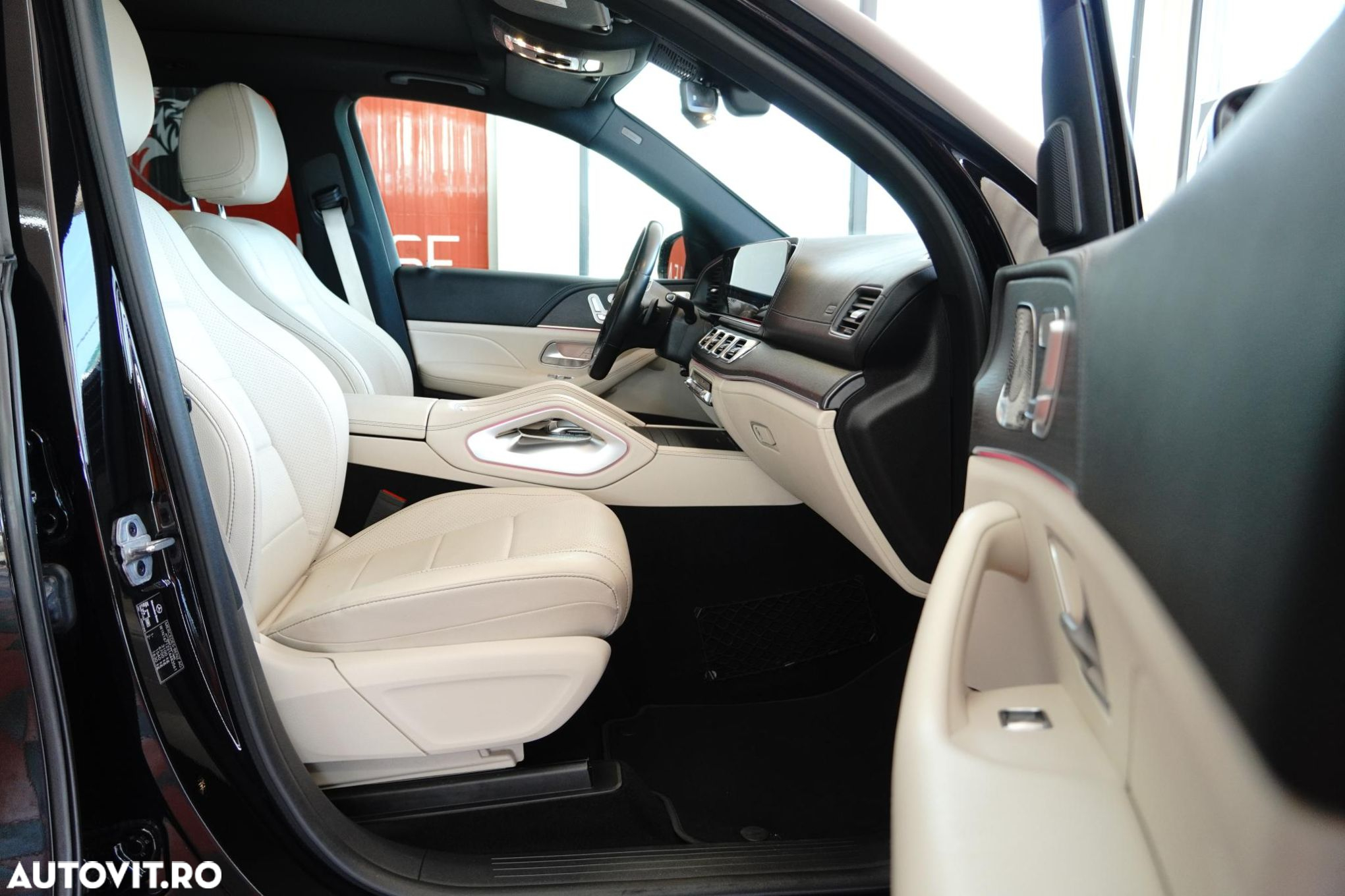Mercedes-Benz GLE - 13