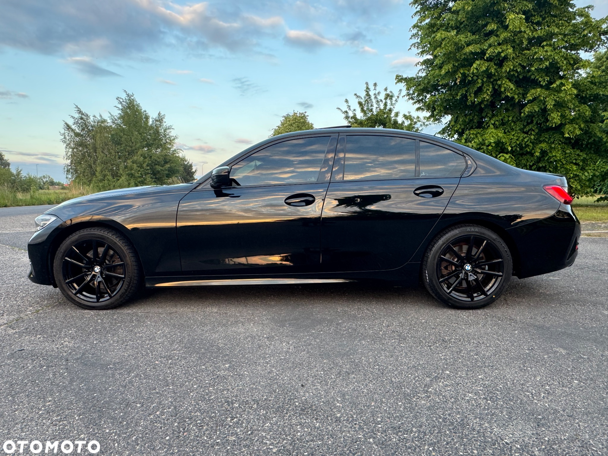 BMW Seria 3 330i Sport Line - 11