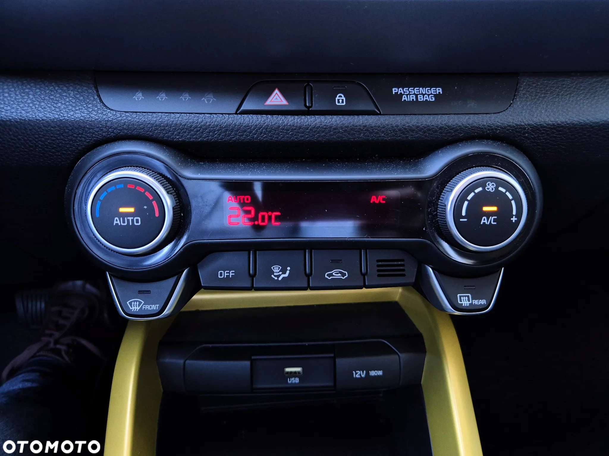 Kia Stonic 1.0 T-GDI L DCT - 31