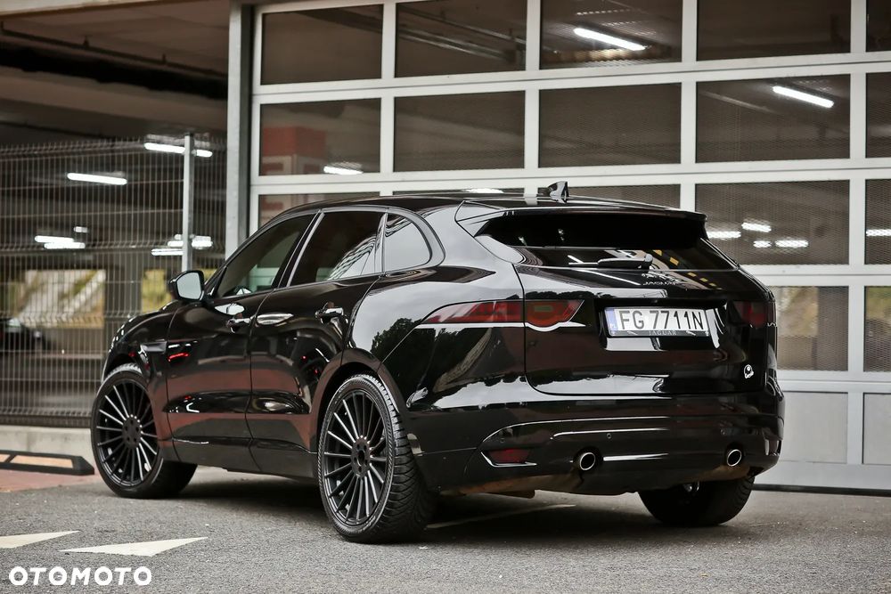 Jaguar F-Pace - 4