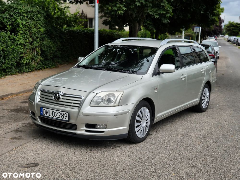 Toyota Avensis 2.0 D-4D Prestige - 2