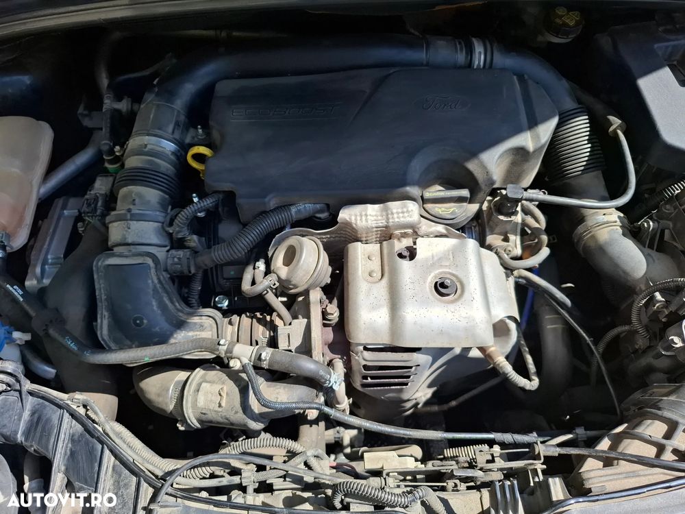 Ford Focus ver-1-0-ecoboost-active - 12