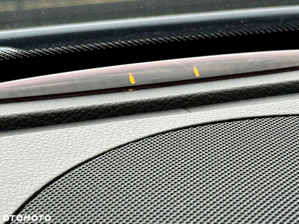 Mercedes-Benz Klasa E - 39