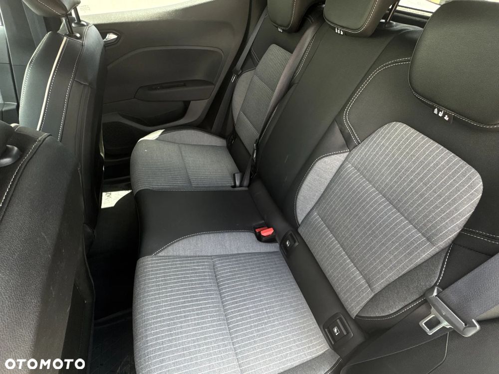 Renault Clio 1.0 TCe Techno - 18