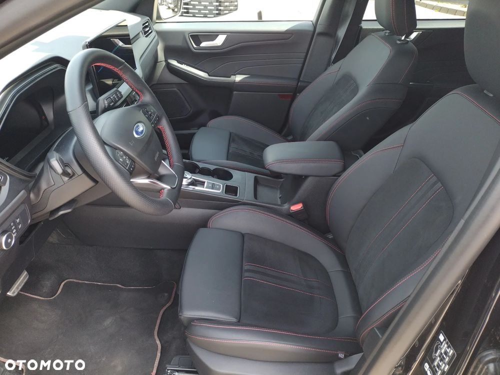 Ford Kuga 2.5P PHEV FWD ST-Line X eCVT - 9