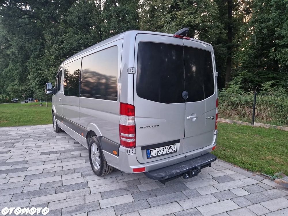 Mercedes-Benz Sprinter - 2