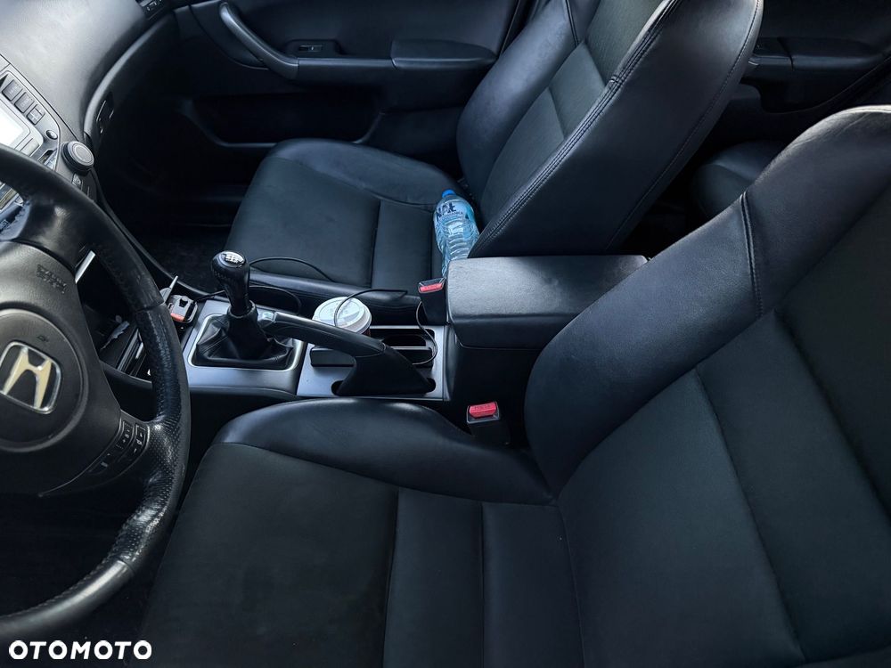 Honda Accord 2.2i-CTDi Executive - 8