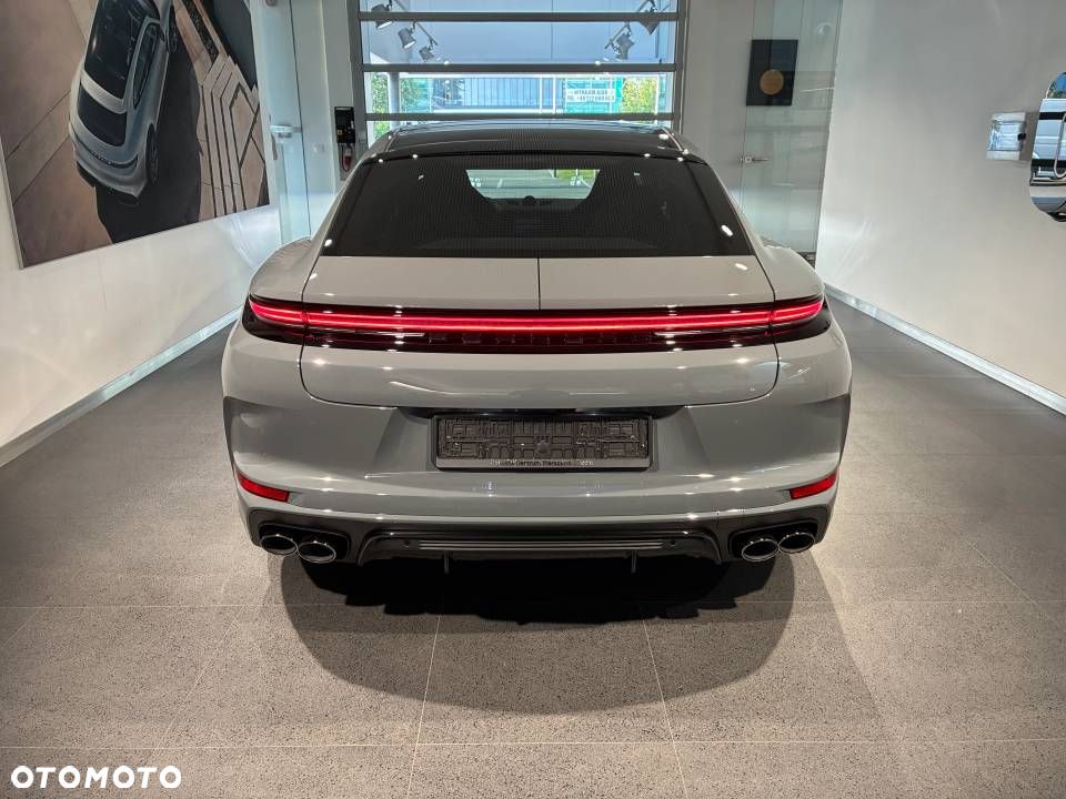 Porsche Panamera Turbo S E-Hybrid PHEV - 3