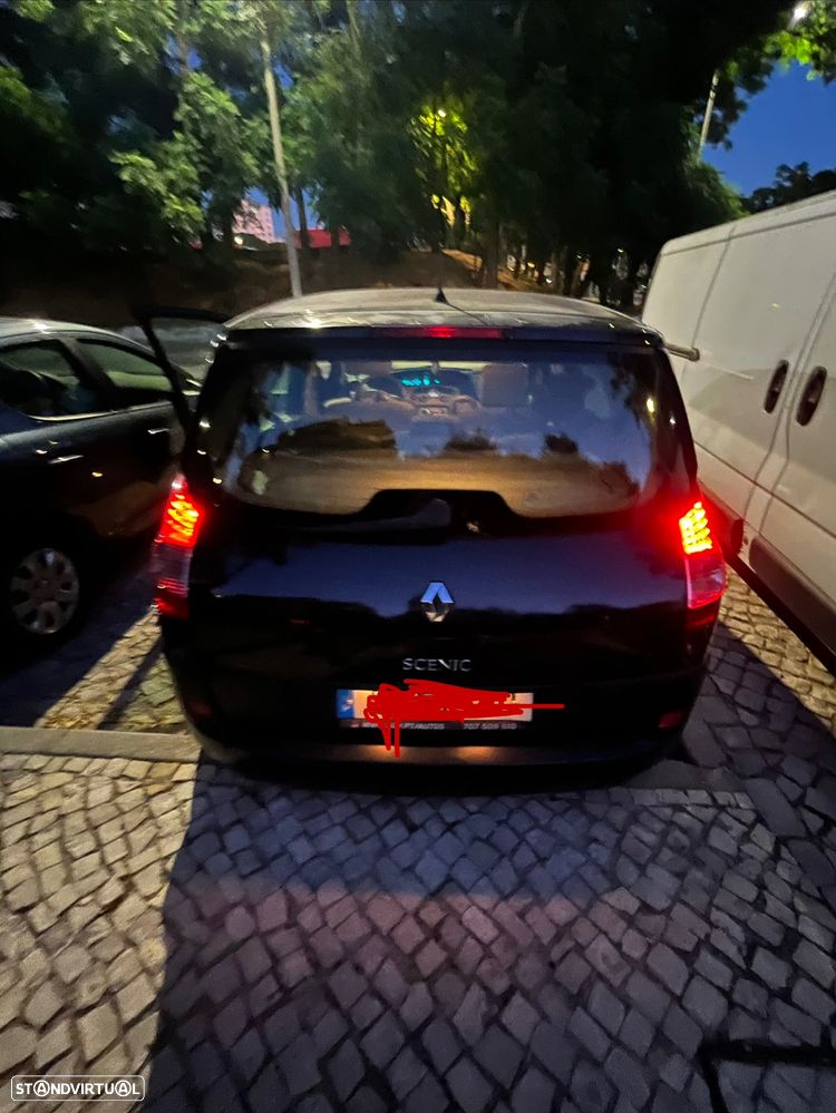 Renault Scénic - 11