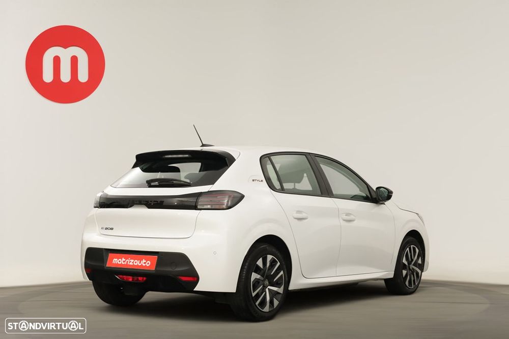 Peugeot E-208 2025 photo 4