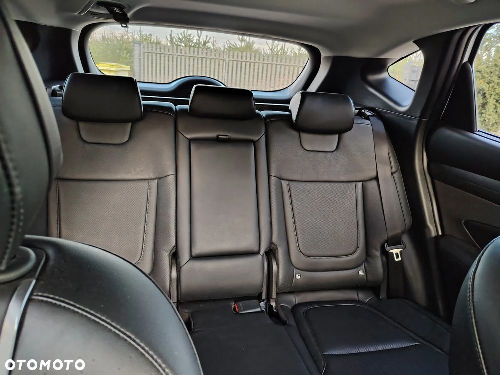 Hyundai Tucson 1.6 T-GDi HEV Platinum 4WD - 35