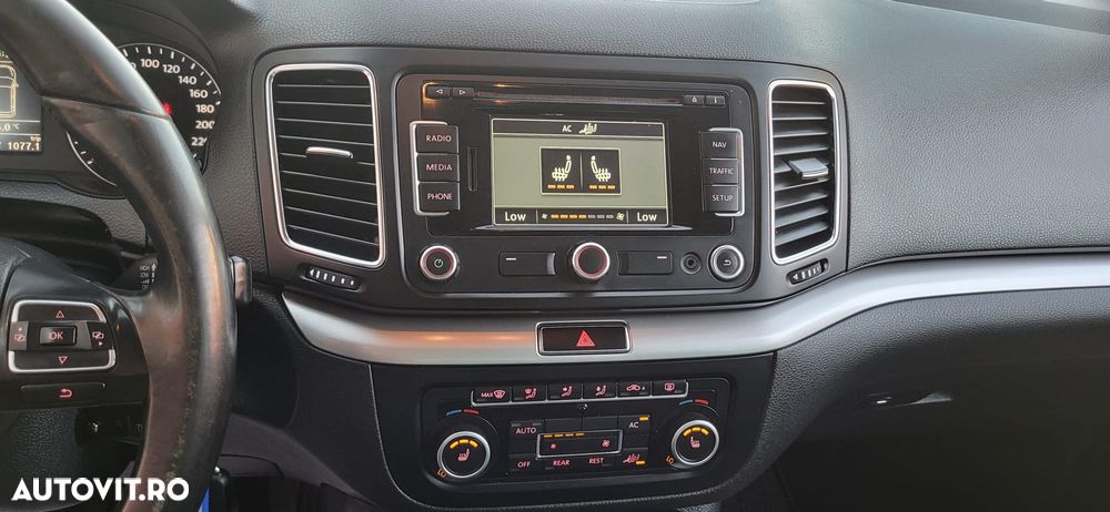 Volkswagen Sharan - 9
