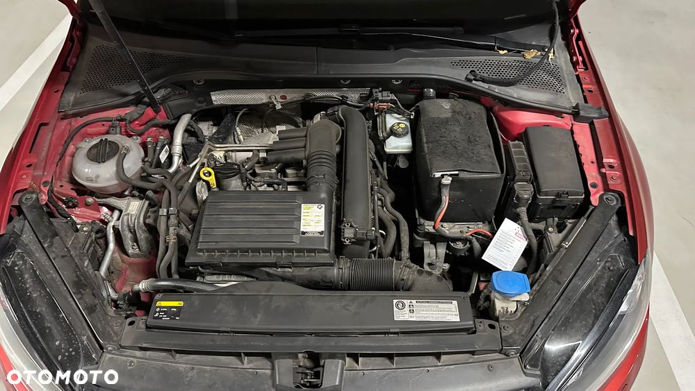 Volkswagen Golf 1.4 TSI BMT Highline DSG - 10