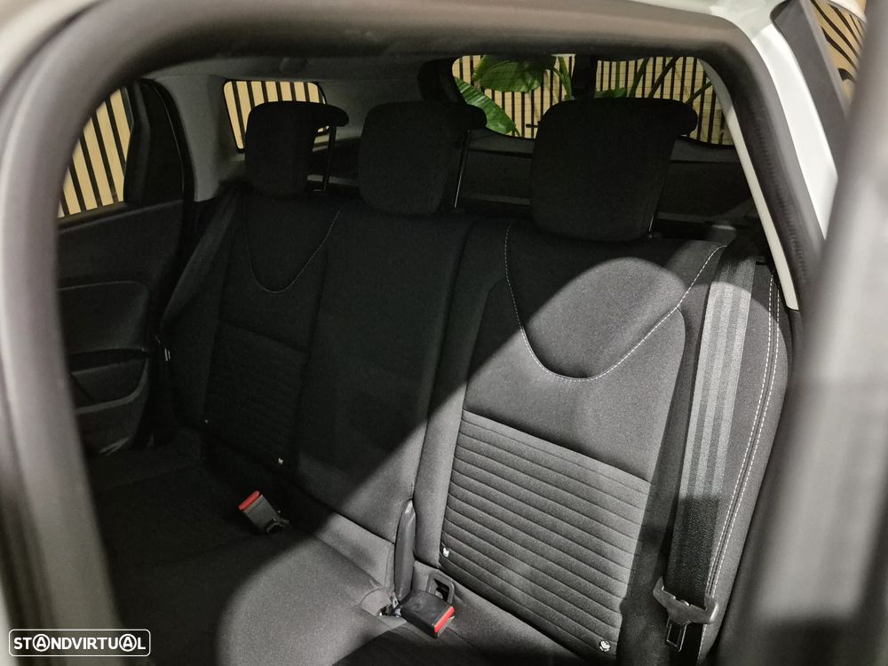 Renault Clio Sport Tourer 1.5 dCi Limited - 28