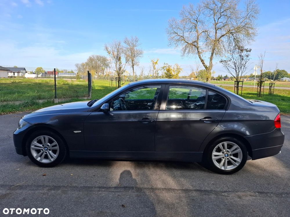 BMW 3 Series 2006 photo 3