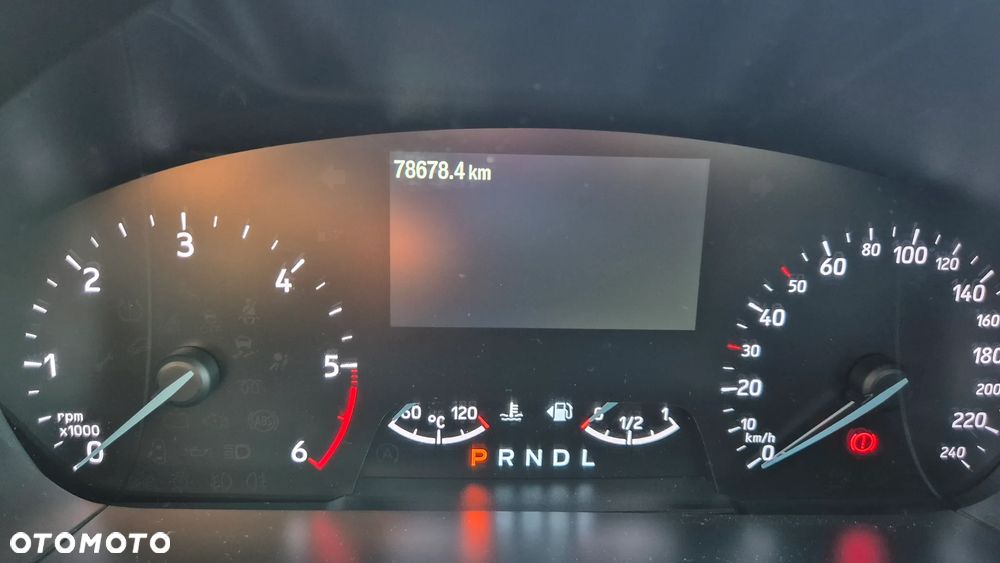 Ford Focus 1.5 EcoBlue Start-Stopp-System TITANIUM - 13