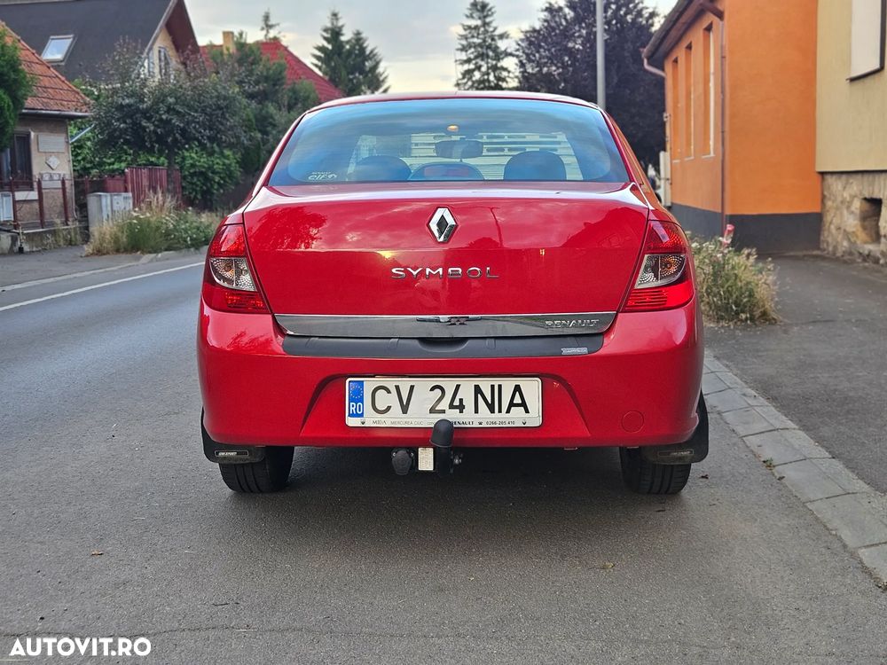 Renault Symbol - 3
