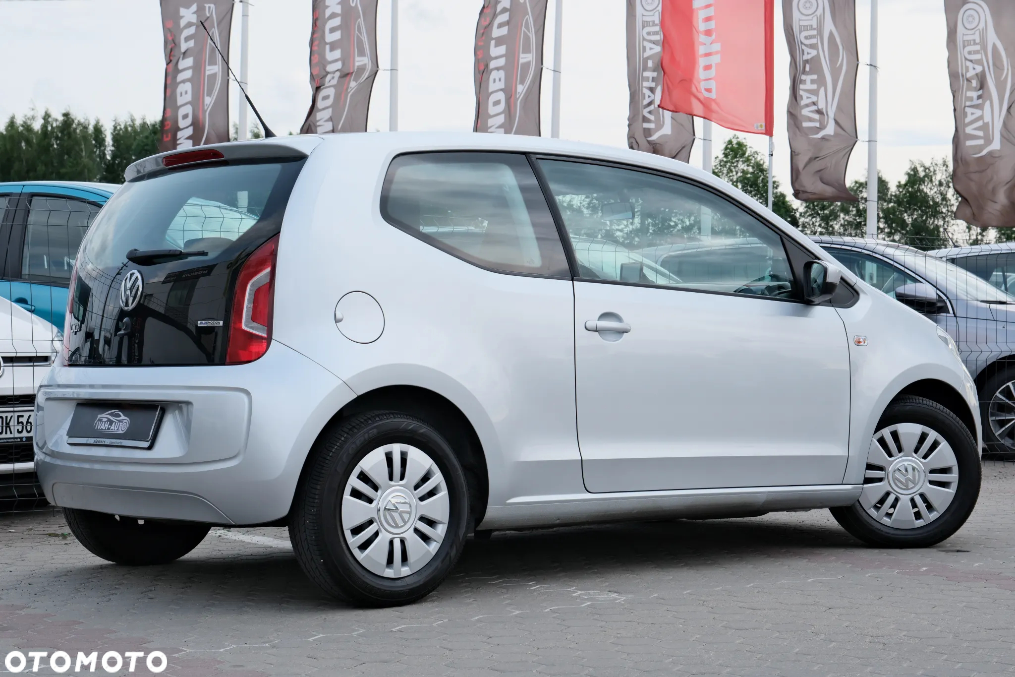 Volkswagen up! (BlueMotion Technology) beats - 13