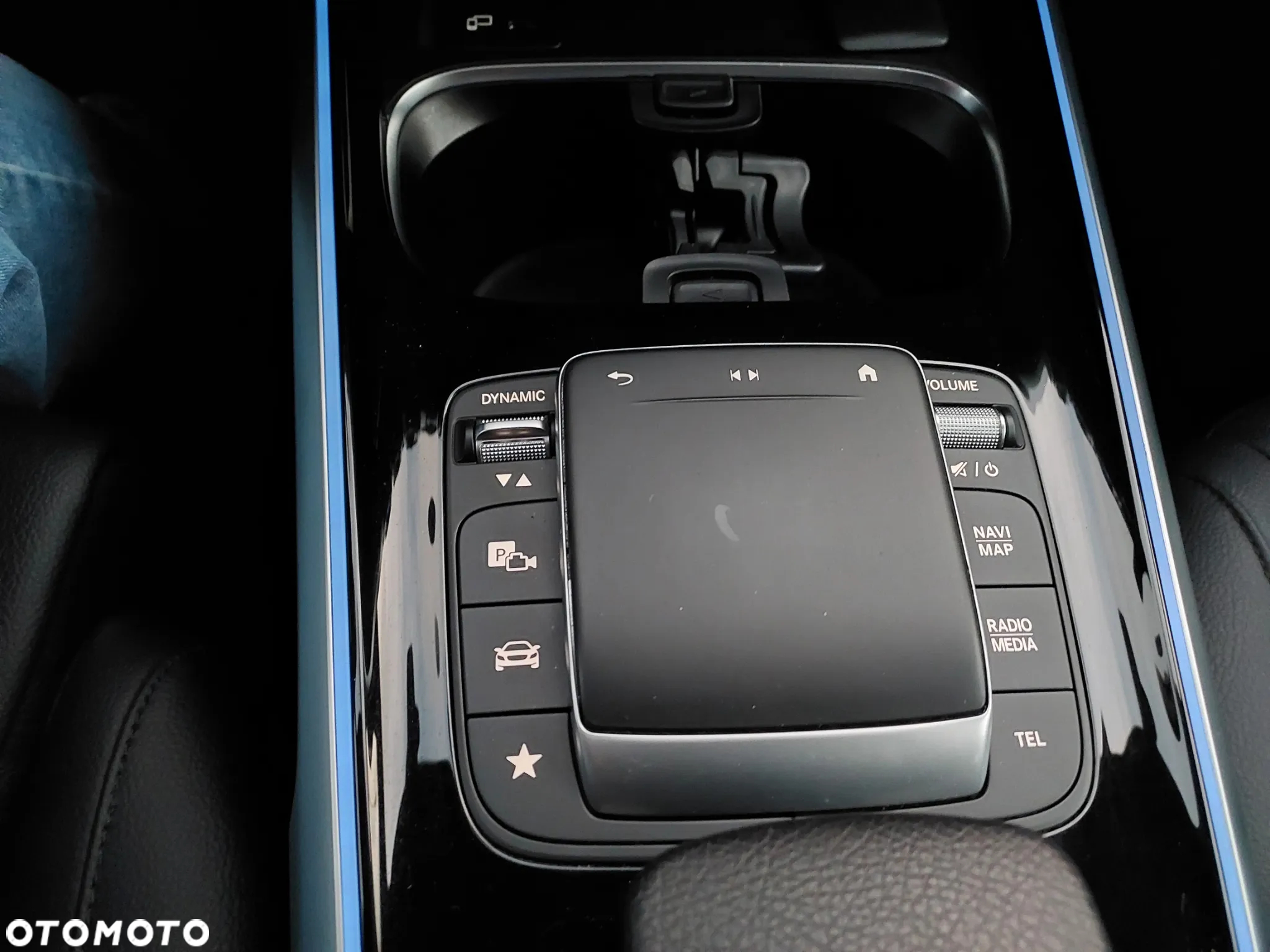 Mercedes-Benz GLB 250 4-Matic 8G-DCT - 19