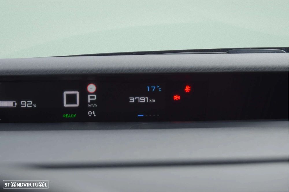 Citroën e-C3 44 kWh Autonomia Conforto Max - 17