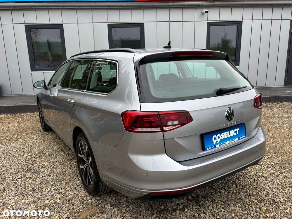 Volkswagen Passat - 3