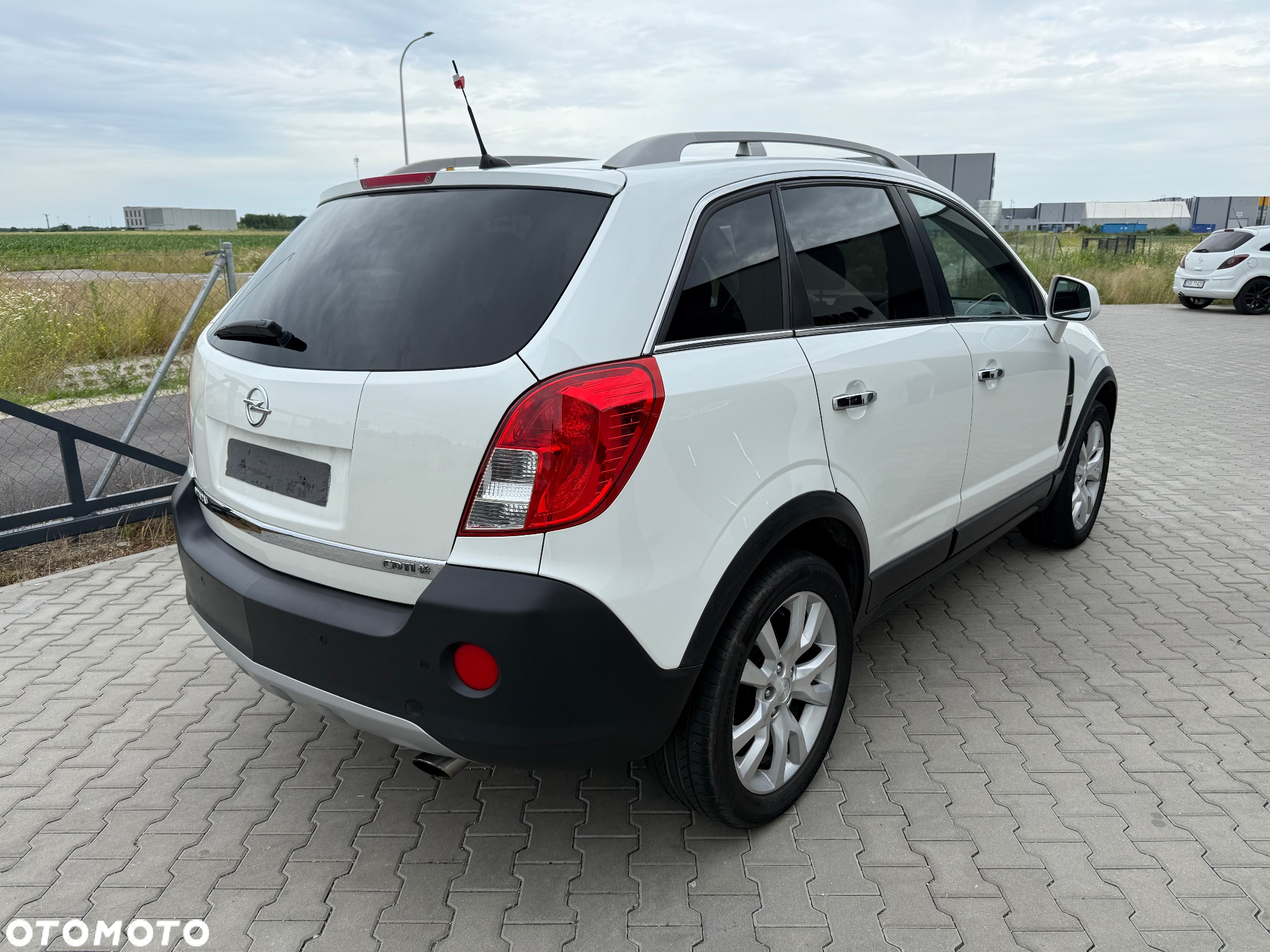 Opel Antara 2.2 CDTI Cosmo - 4