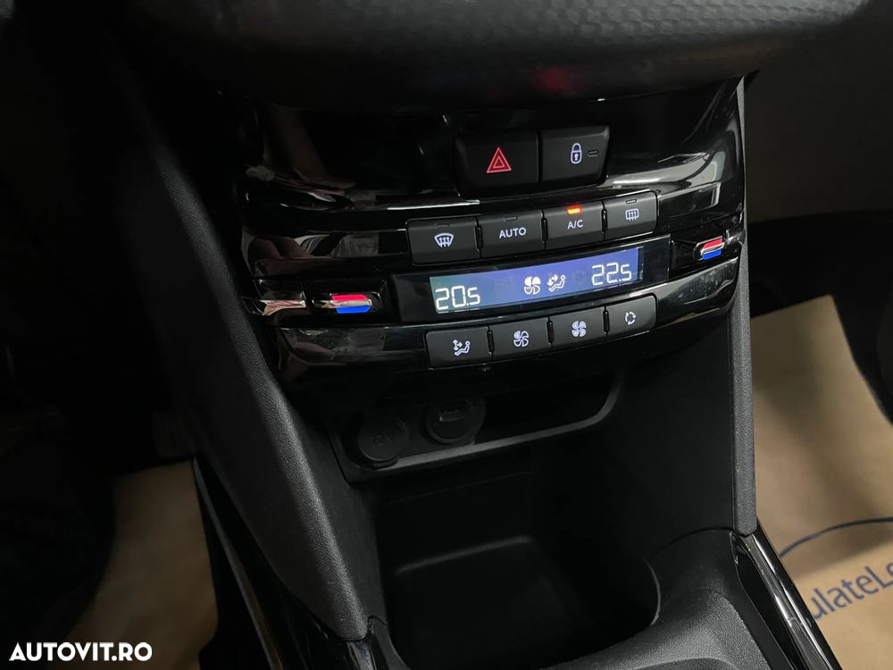 Peugeot 2008 BlueHDi FAP 120 STOP & START EAT6 Allure - 24