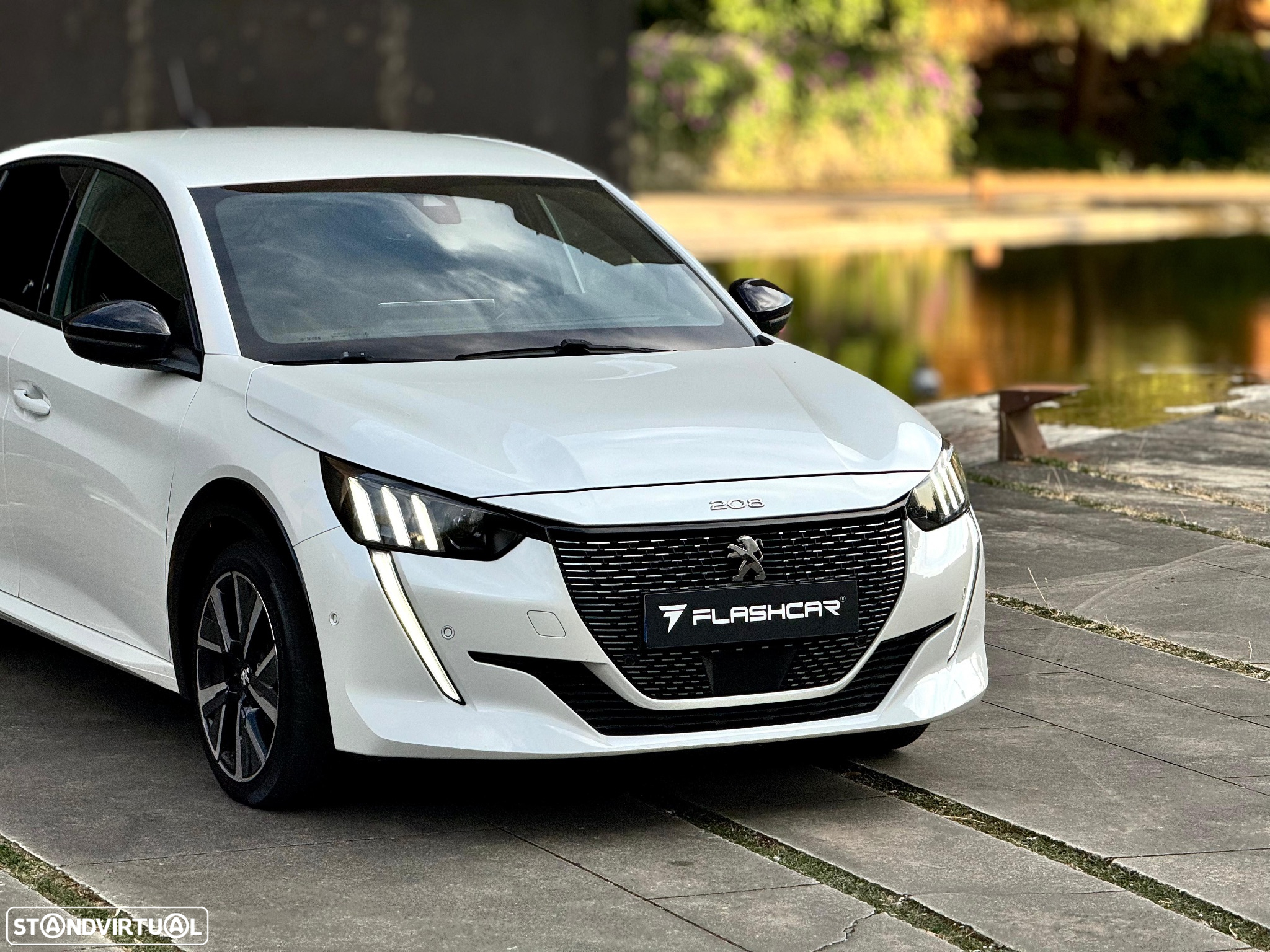 Peugeot 208 1.2 PureTech GT Line EAT8 - 18